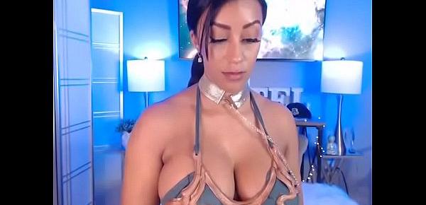  Big Tits latina webcam